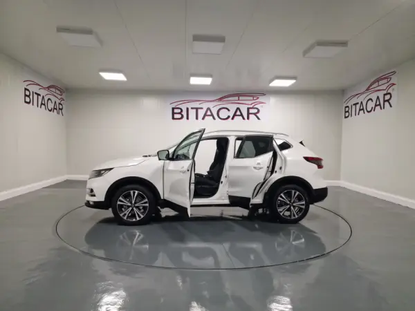 Nissan Qashqai 1.5 dCi N-Connecta 33