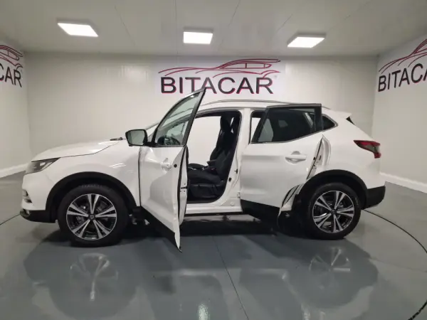 Nissan Qashqai 1.5 dCi N-Connecta 34
