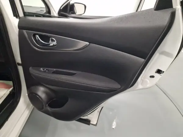 Nissan Qashqai 1.5 dCi N-Connecta 64