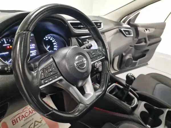 Nissan Qashqai 1.5 dCi N-Connecta 93