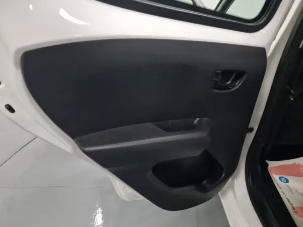 Peugeot 108 1.0 VTi Active 38