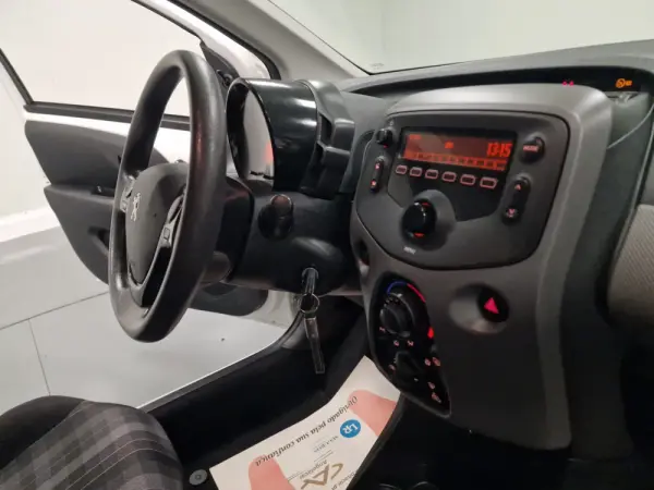 Peugeot 108 1.0 VTi Active 52