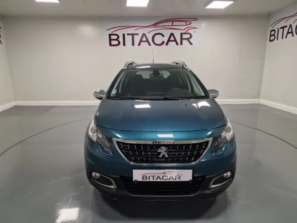 Peugeot 2008 1.2 PureTech Style 8