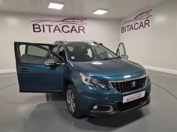 Peugeot 2008 1.2 PureTech Style 13