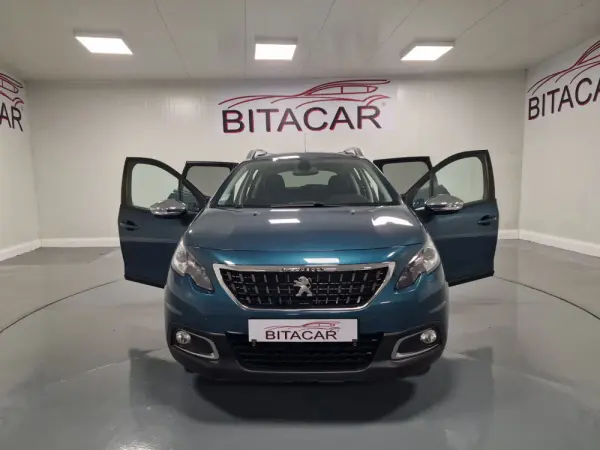 Peugeot 2008 1.2 PureTech Style 15