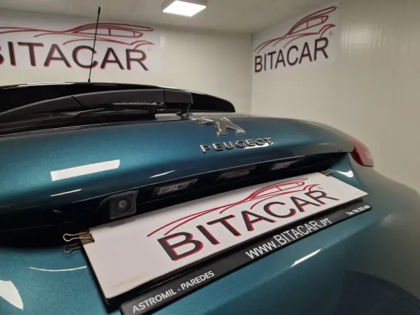 Peugeot 2008 1.2 PureTech Style 22