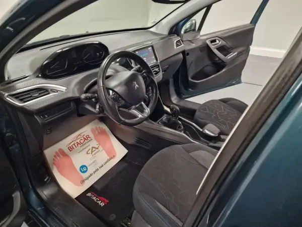 Peugeot 2008 1.2 PureTech Style 66