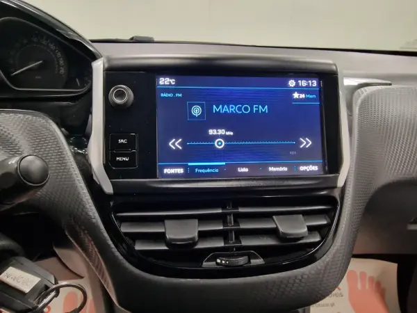 Peugeot 2008 1.2 PureTech Style 76