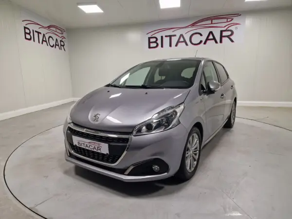 Peugeot 208 1.5 BLUEHDI 102CV SIGNATURE GPS CAM. TRASEIRA 11