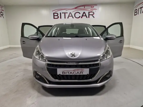 Peugeot 208 1.5 BLUEHDI 102CV SIGNATURE GPS CAM. TRASEIRA 14