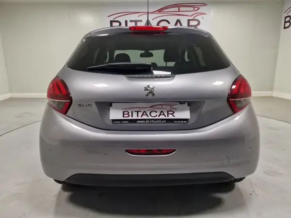 Peugeot 208 1.5 BLUEHDI 102CV SIGNATURE GPS CAM. TRASEIRA 21