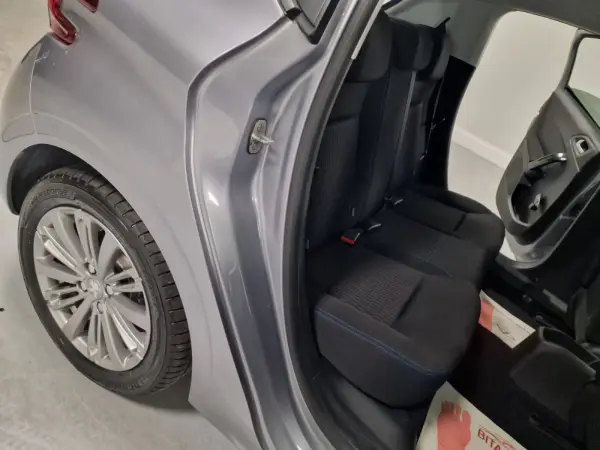 Peugeot 208 1.5 BLUEHDI 102CV SIGNATURE GPS CAM. TRASEIRA 43