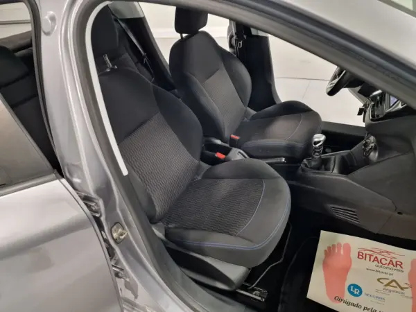 Peugeot 208 1.5 BLUEHDI 102CV SIGNATURE GPS CAM. TRASEIRA 45