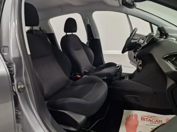 Peugeot 208 1.5 BLUEHDI 102CV SIGNATURE GPS CAM. TRASEIRA 51