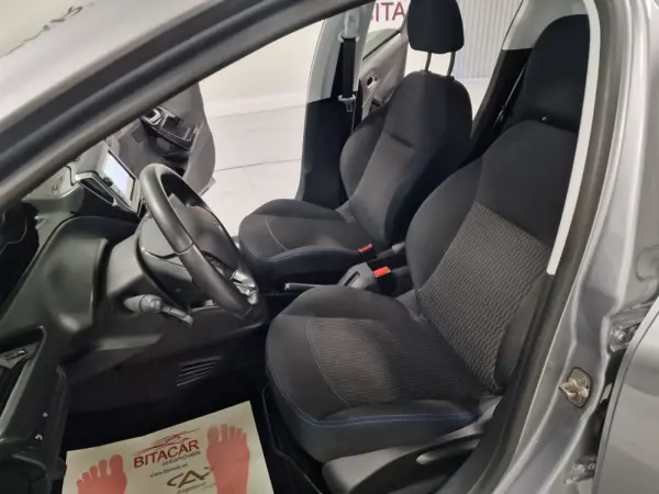 Peugeot 208 1.5 BLUEHDI 102CV SIGNATURE GPS CAM. TRASEIRA 55