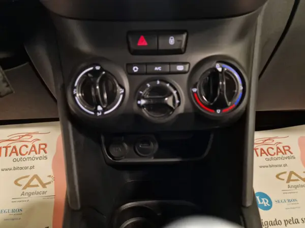 Peugeot 208 1.5 BLUEHDI 102CV SIGNATURE GPS CAM. TRASEIRA 85