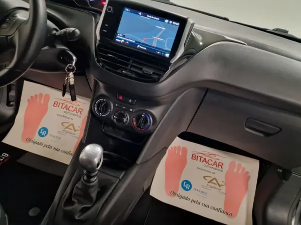 Peugeot 208 1.5 BLUEHDI 102CV SIGNATURE GPS CAM. TRASEIRA 89