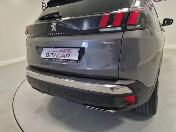 Peugeot 3008 1.5 BlueHDi GT Line J19 19