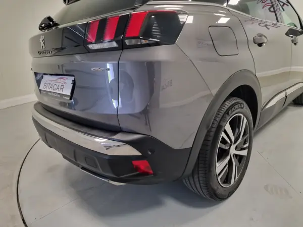 Peugeot 3008 1.5 BlueHDi GT Line J19 20