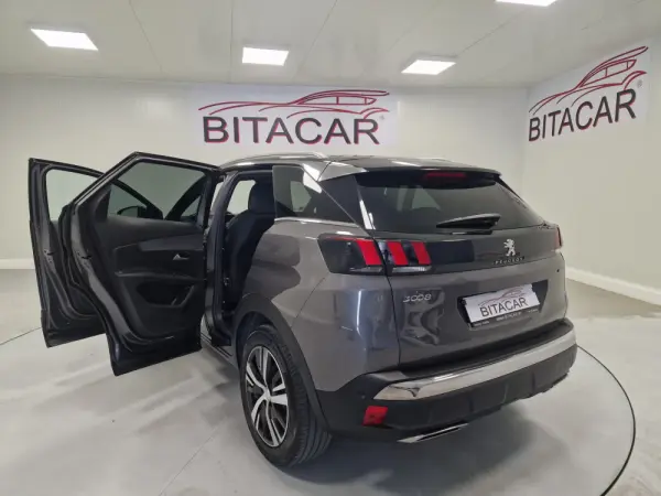 Peugeot 3008 1.5 BlueHDi GT Line J19 30