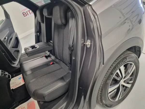 Peugeot 3008 1.5 BlueHDi GT Line J19 44