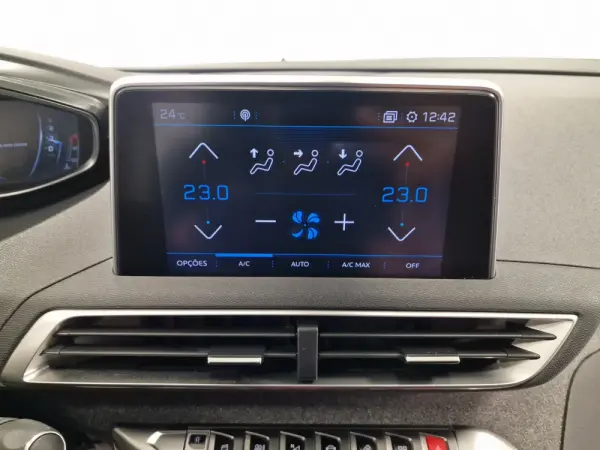 Peugeot 3008 1.5 BlueHDi GT Line J19 93