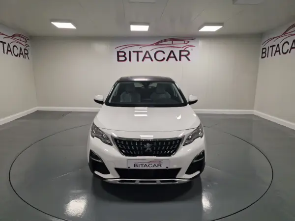 Peugeot 3008 1.5 BlueHDi Allure 4
