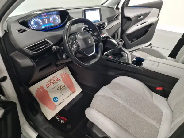 Peugeot 3008 1.5 BlueHDi Allure 20