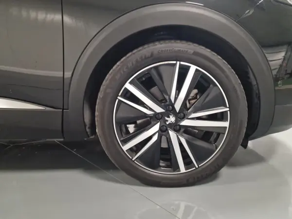 Peugeot 3008 1.6 Hybrid4 GT Line e-EAT8 4