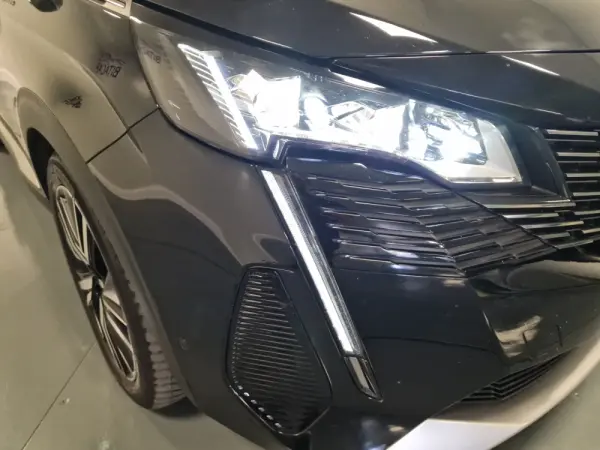 Peugeot 3008 1.6 Hybrid4 GT Line e-EAT8 34