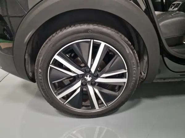 Peugeot 3008 1.6 Hybrid4 GT Line e-EAT8 64