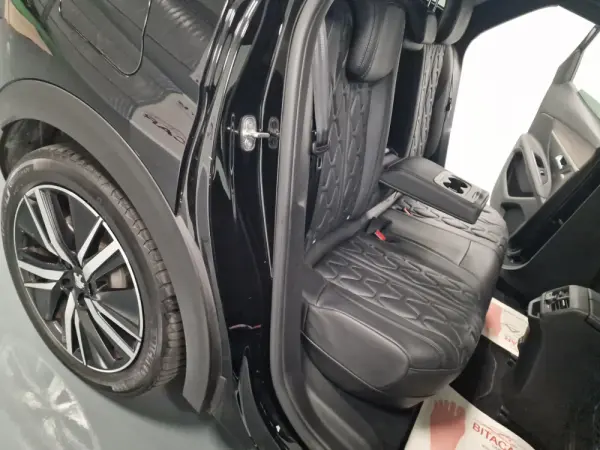 Peugeot 3008 1.6 Hybrid4 GT Line e-EAT8 65