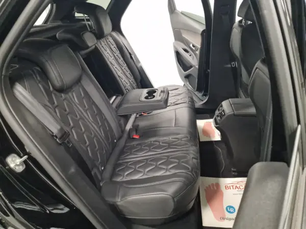 Peugeot 3008 1.6 Hybrid4 GT Line e-EAT8 66