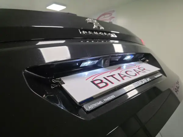 Peugeot 3008 1.5 BlueHDi Style 4