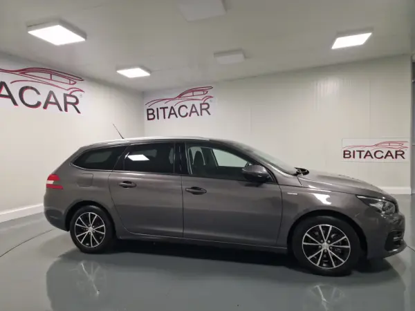 Peugeot 308 SW 1.5 BlueHDi Style 3