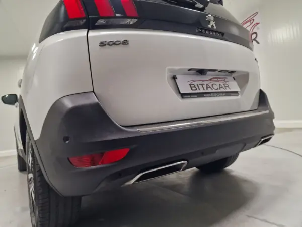 Peugeot 5008 1.66 BLUEHDI 120CV GTLINE TETO DE ABRIR 25