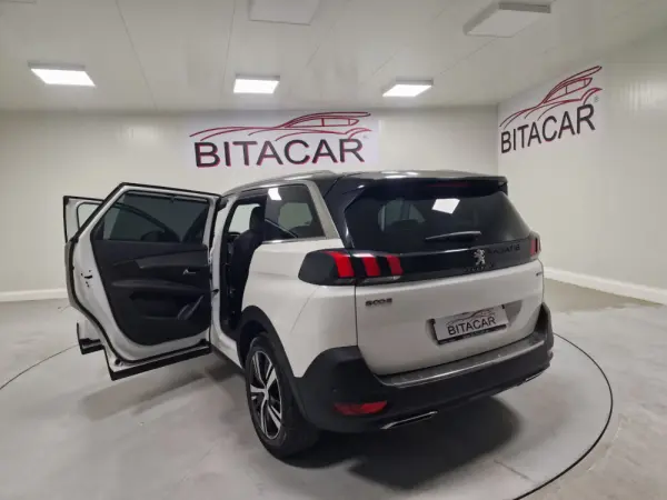 Peugeot 5008 1.66 BLUEHDI 120CV GTLINE TETO DE ABRIR 34