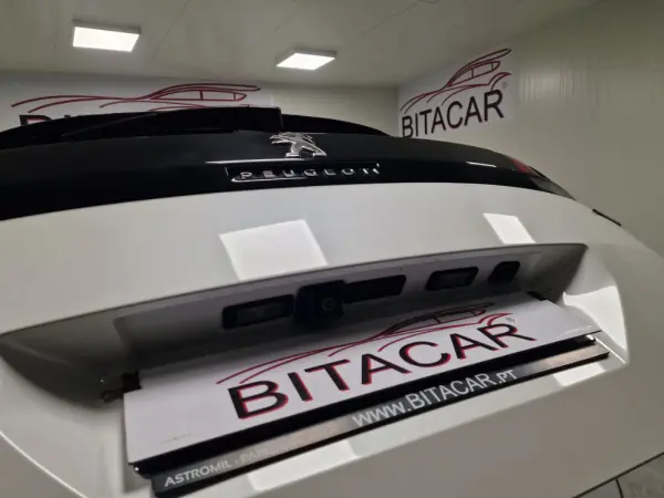 Peugeot 5008 1.66 BLUEHDI 120CV GTLINE TETO DE ABRIR 36