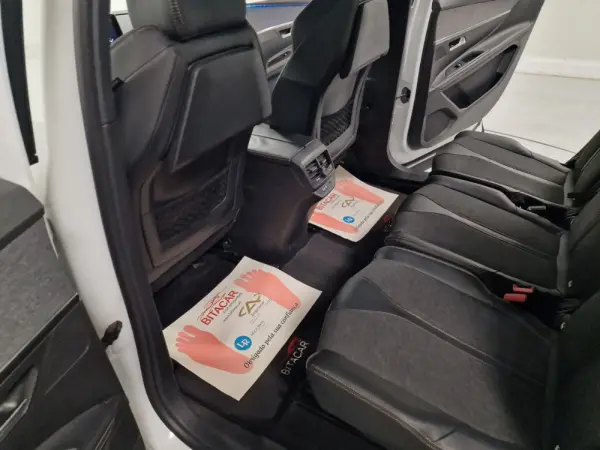 Peugeot 5008 1.66 BLUEHDI 120CV GTLINE TETO DE ABRIR 52