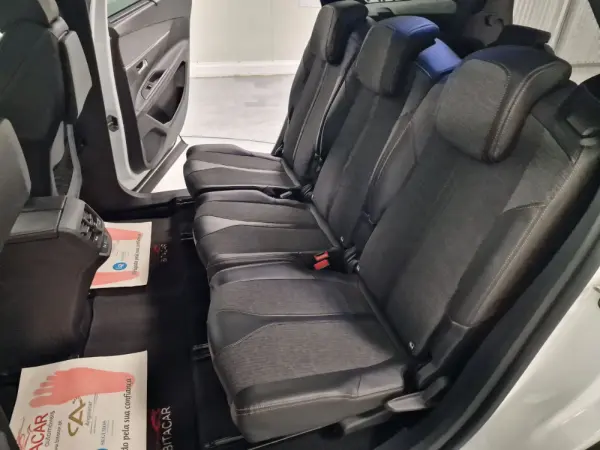 Peugeot 5008 1.66 BLUEHDI 120CV GTLINE TETO DE ABRIR 55