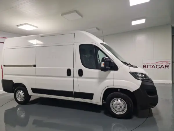 Peugeot Boxer 2.2 BlueHDi 335 L2H2 Pro GPS CAM. TRASEIRA IVA DEDUTIVEL 2