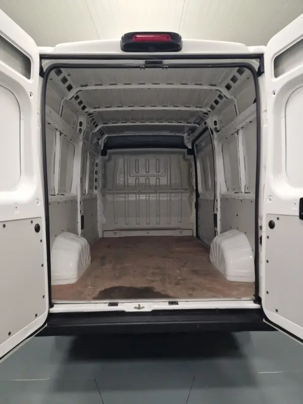 Peugeot Boxer 2.2 BlueHDi 335 L2H2 Pro GPS CAM. TRASEIRA IVA DEDUTIVEL 21