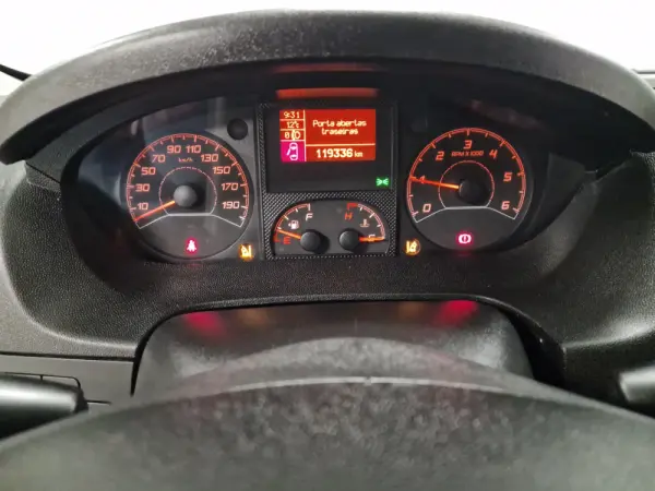 Peugeot Boxer 2.2 BlueHDi 335 L2H2 Pro GPS CAM. TRASEIRA IVA DEDUTIVEL 44