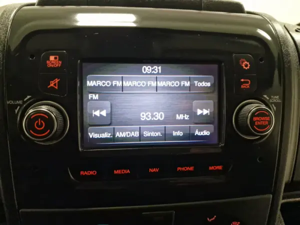 Peugeot Boxer 2.2 BlueHDi 335 L2H2 Pro GPS CAM. TRASEIRA IVA DEDUTIVEL 48