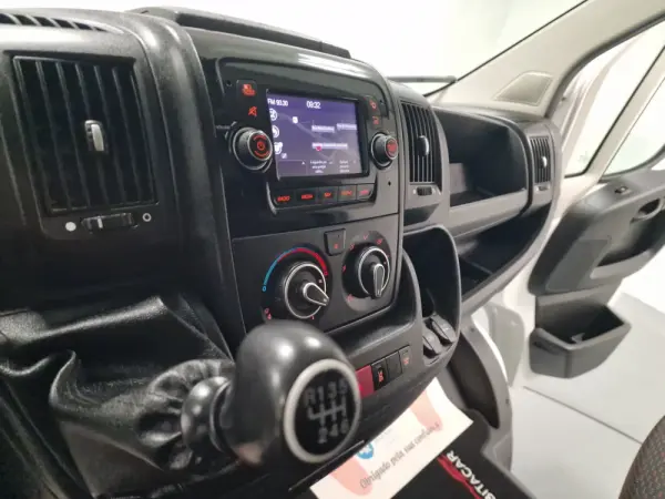 Peugeot Boxer 2.2 BlueHDi 335 L2H2 Pro GPS CAM. TRASEIRA IVA DEDUTIVEL 55