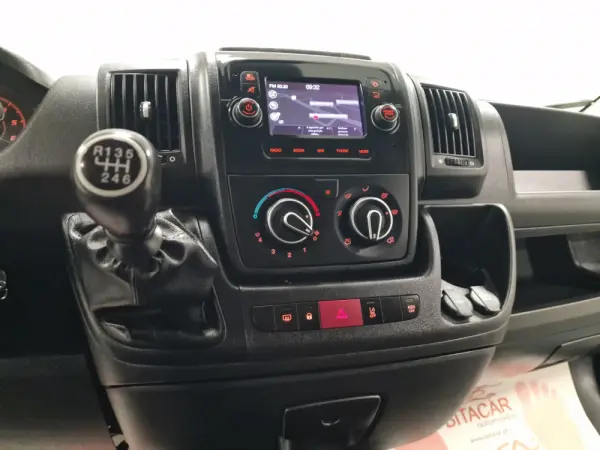 Peugeot Boxer 2.2 BlueHDi 335 L2H2 Pro GPS CAM. TRASEIRA IVA DEDUTIVEL 56