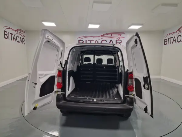 Peugeot Partner 1.6 HDI IVA DEDUTIVEL 25