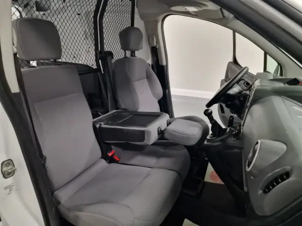 Peugeot Partner 1.6 HDI IVA DEDUTIVEL 36