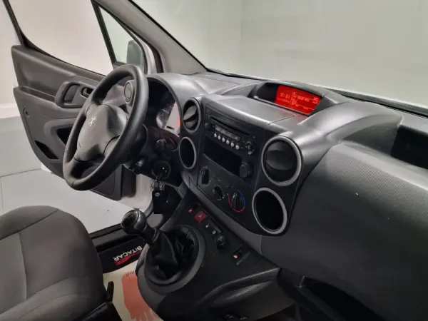 Peugeot Partner 1.6 HDI IVA DEDUTIVEL 43