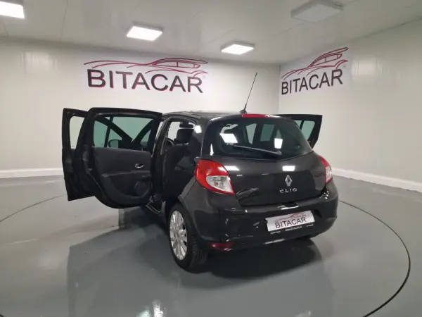 Renault Clio 1.2 Dynamique S  GPS 2